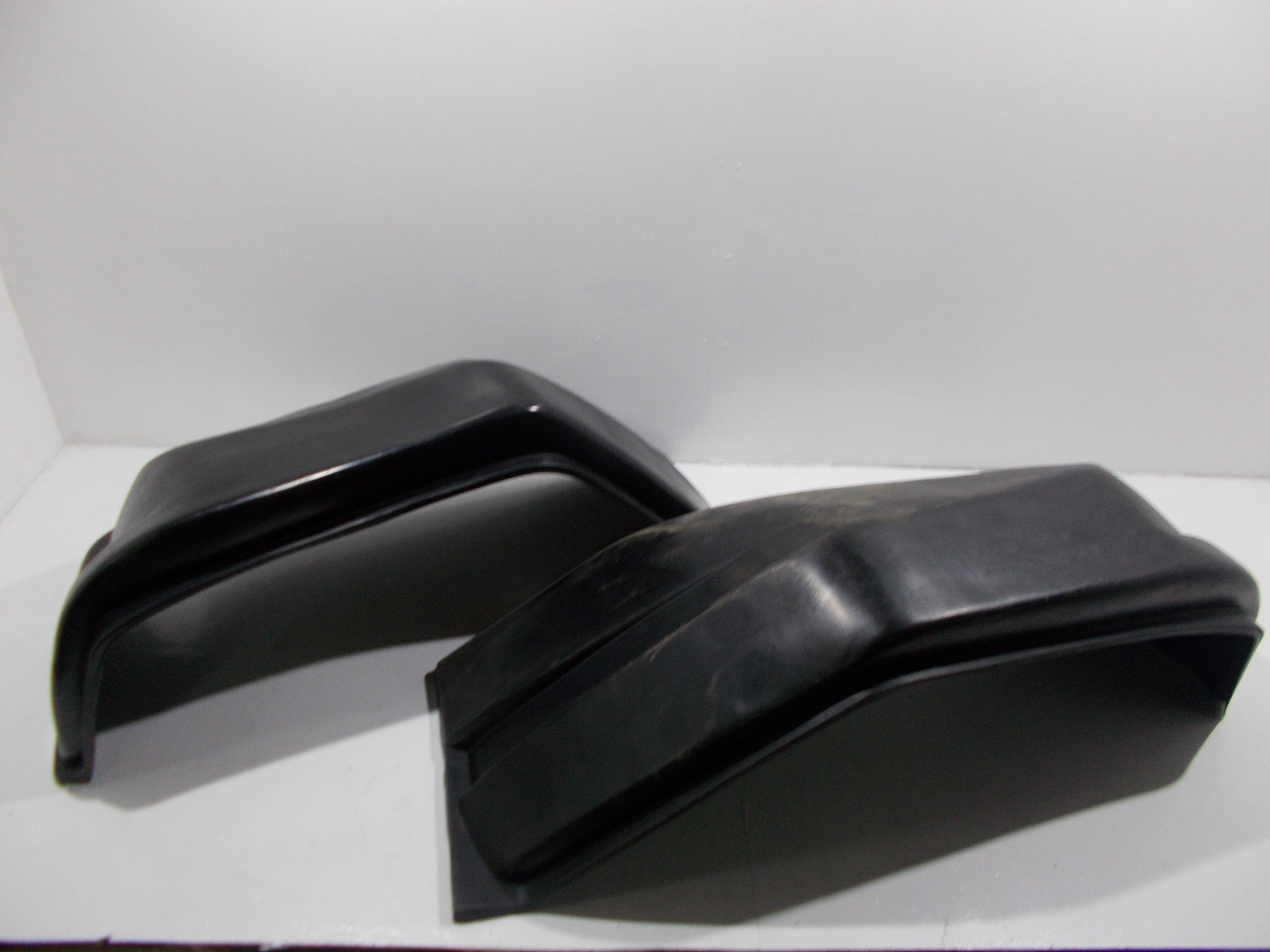 Подкрылки газ 3307 передние. Подкрылки 3307. Подкрылки на зил 4331 передние. Подкрылок задний зил 4331. Подкрылки 3307.